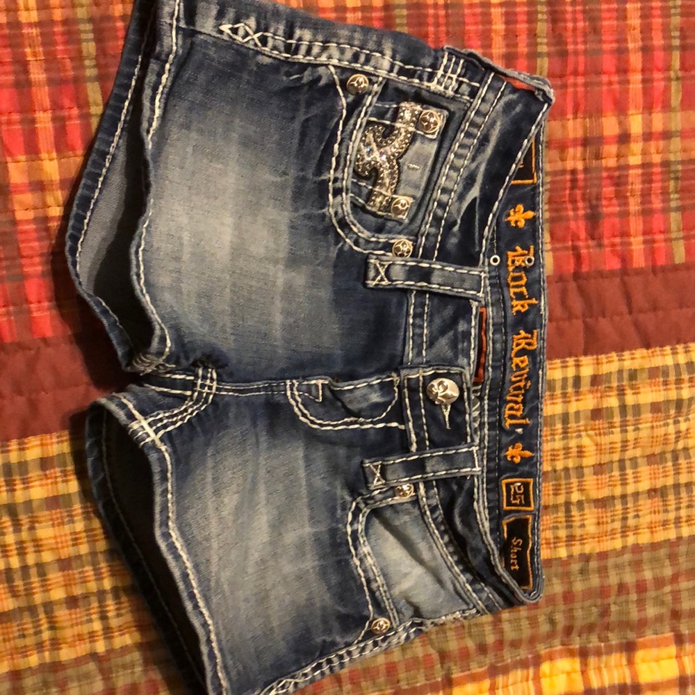 Rock Revival shorts size 25